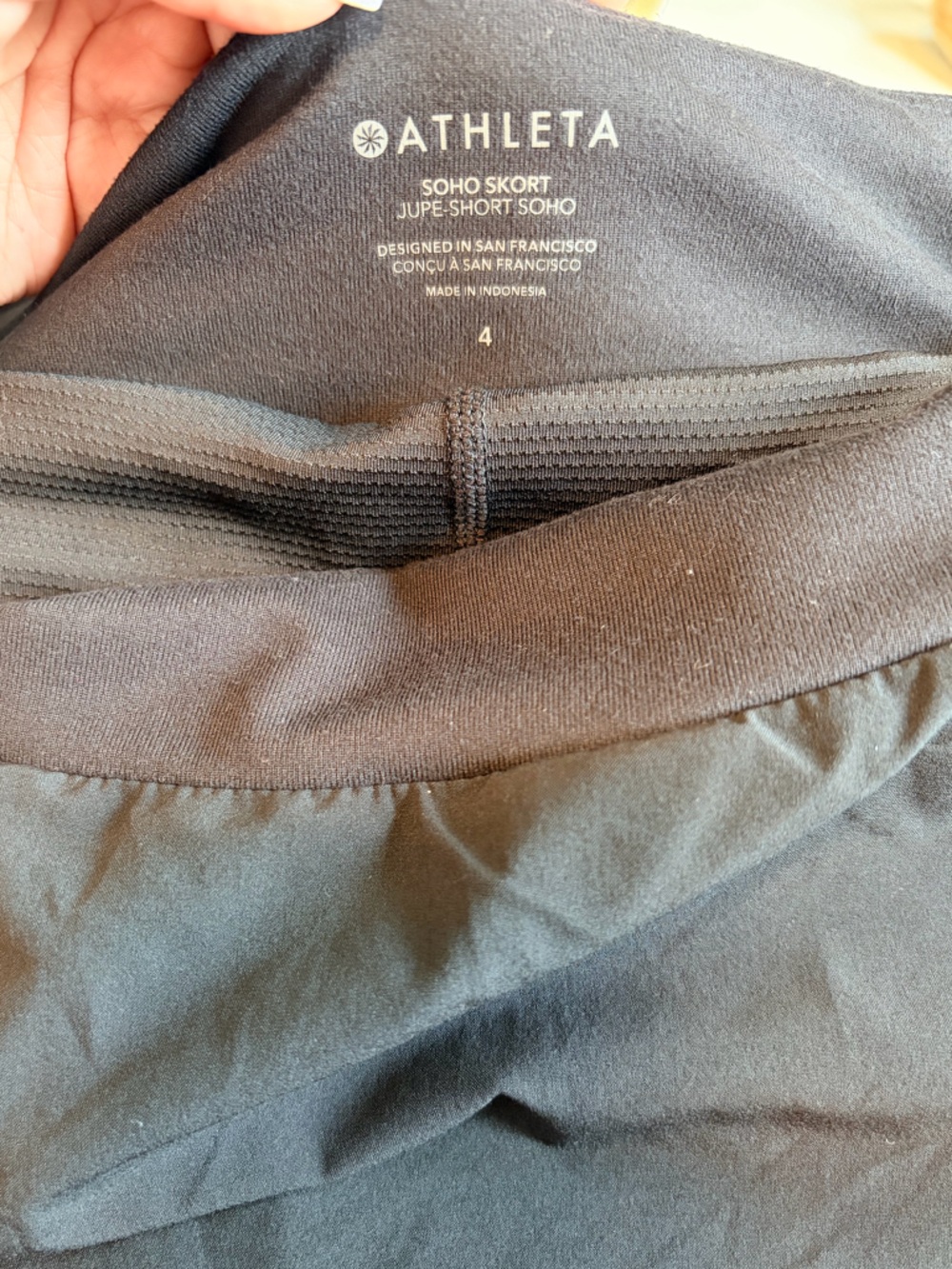 NWOT Athleta Women's Black Active Skort with Zipper Pockets - Picture 5 of 5
